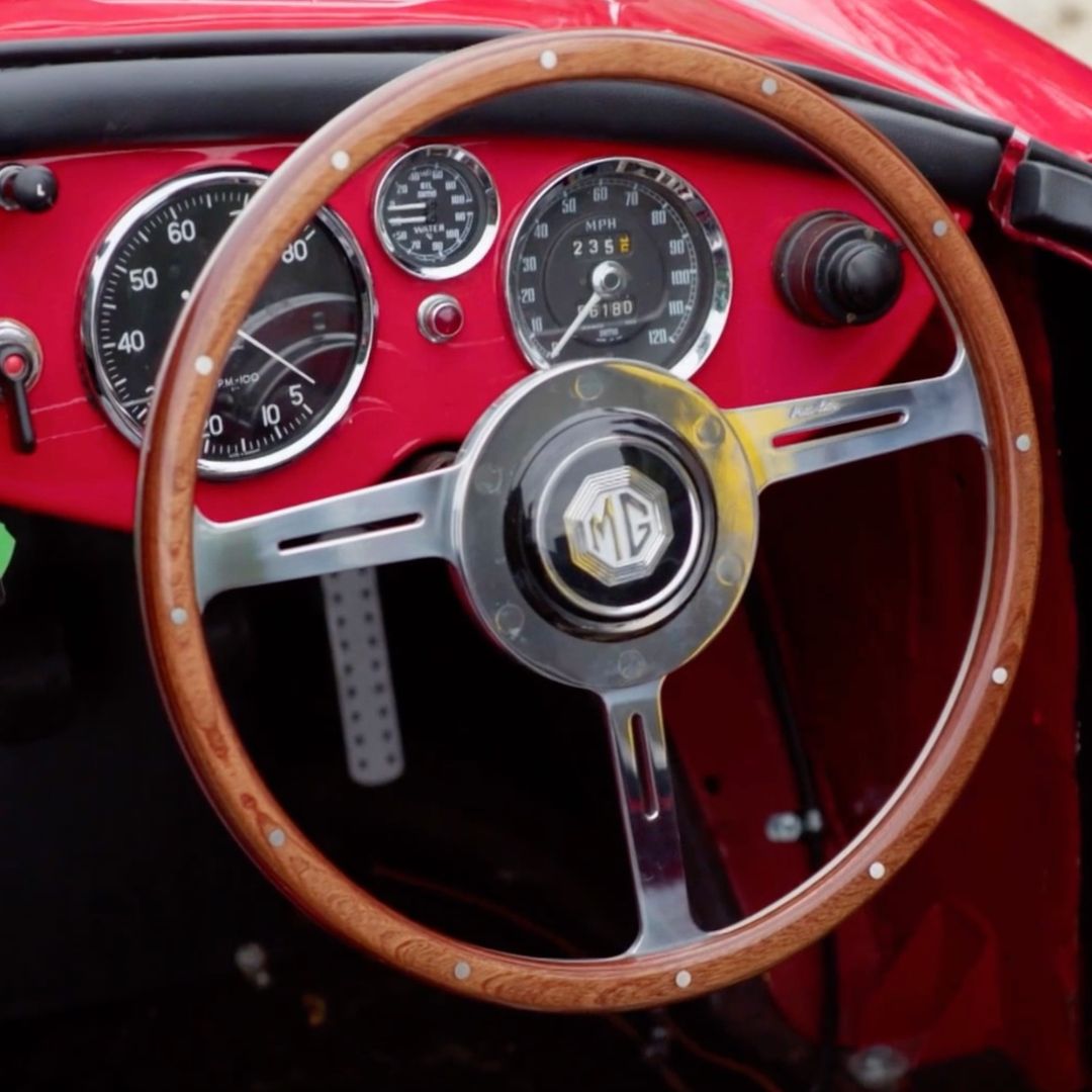 The making of a Moto-Lita wooden steering wheel
