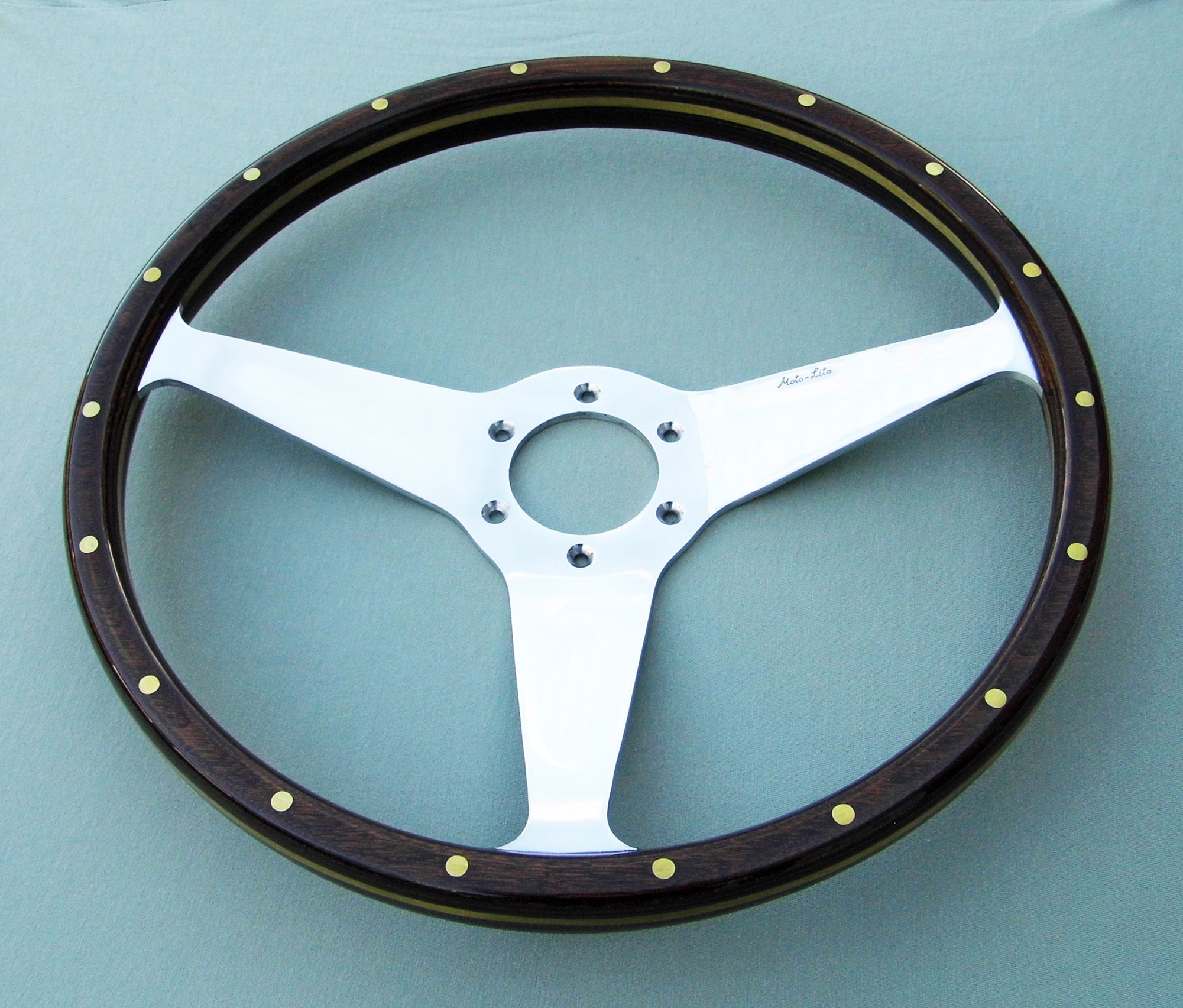 (175)ｍｏｍｏ HEAVY DUTY - MOMO