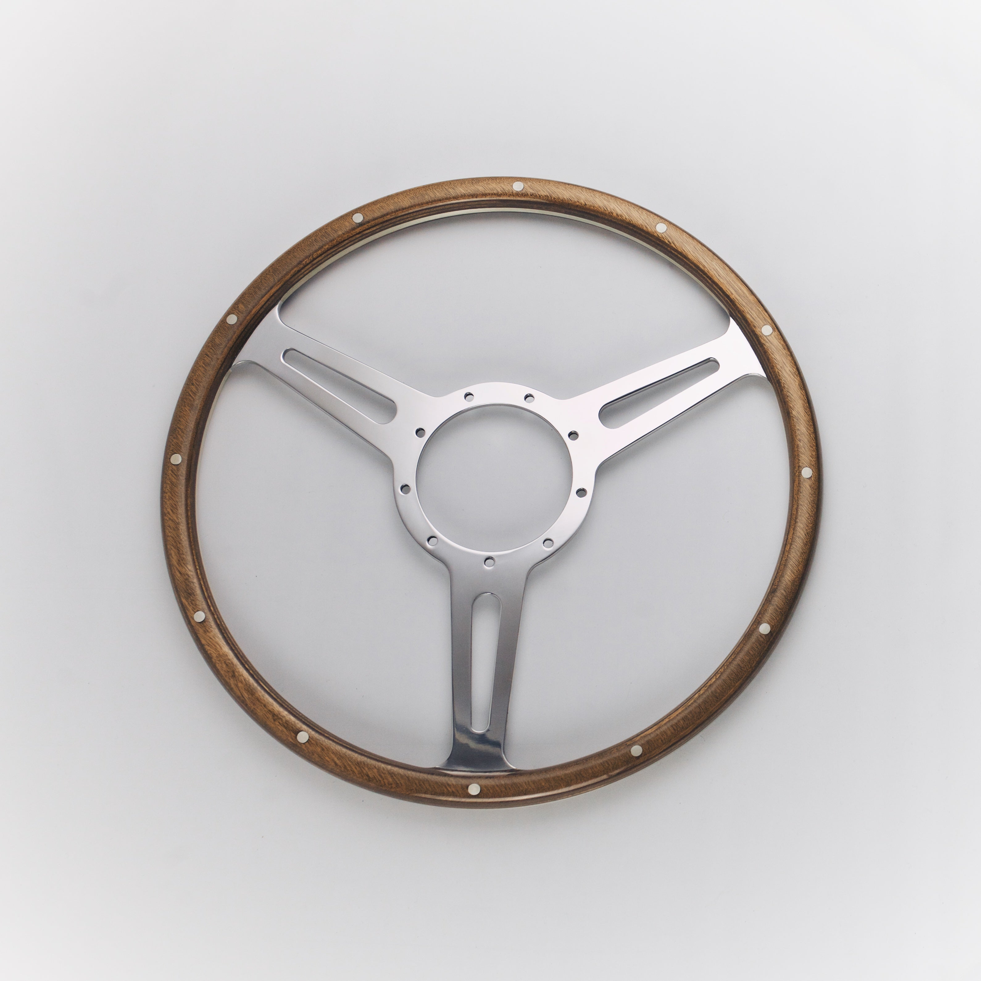 Flat Wheels – your handcrafted Steering wheel from Moto-Lita